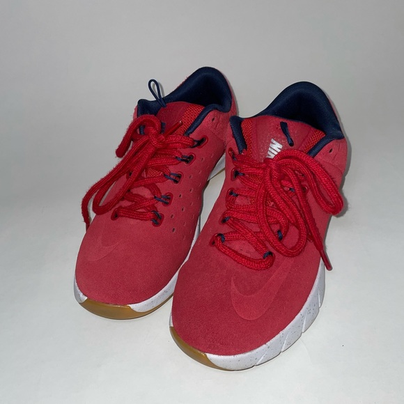 Red Nike suede sneakers shoes - Picture 2 of 6
